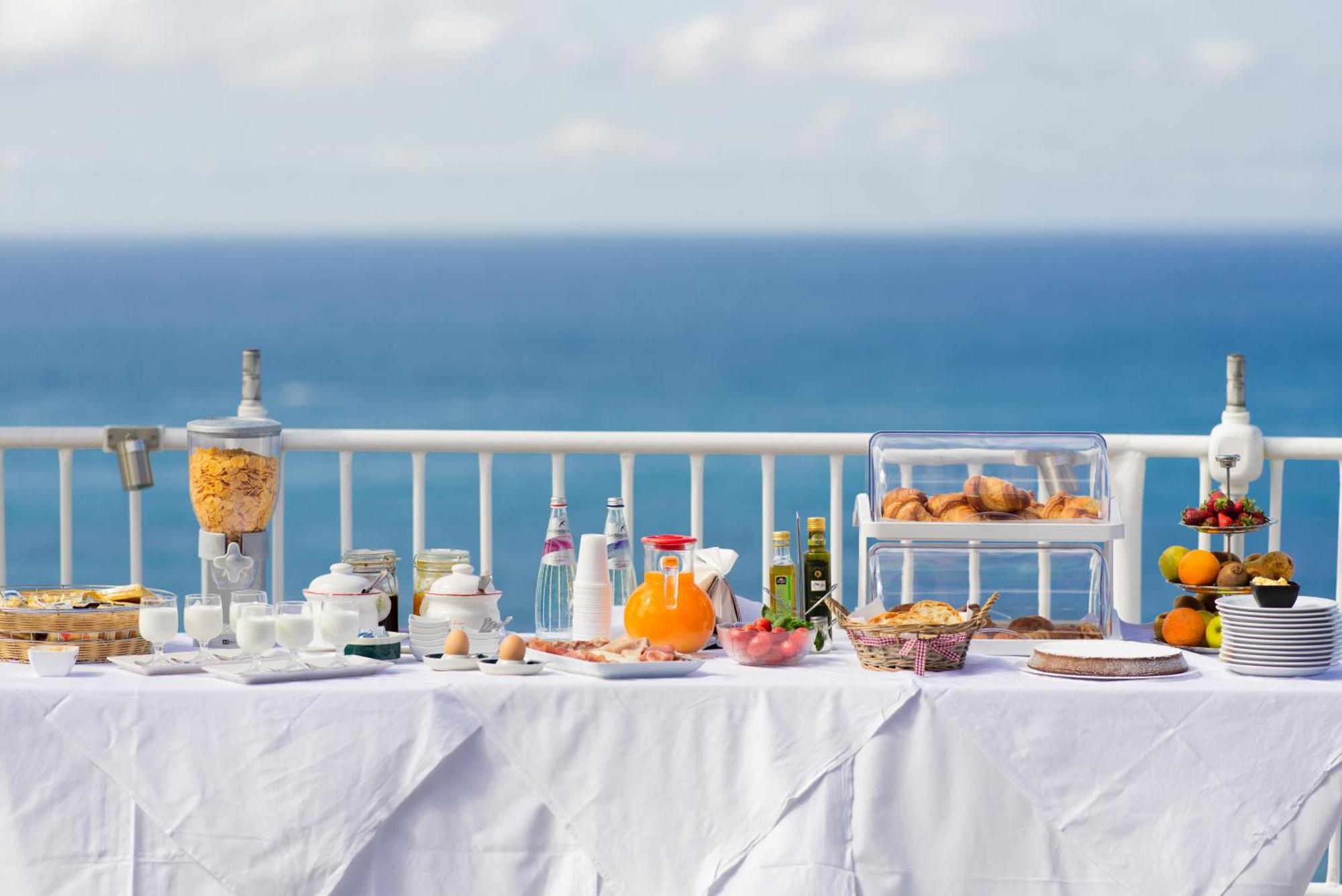 Hotel Villa Sirena Sant'Angelo  Zewnętrze zdjęcie
