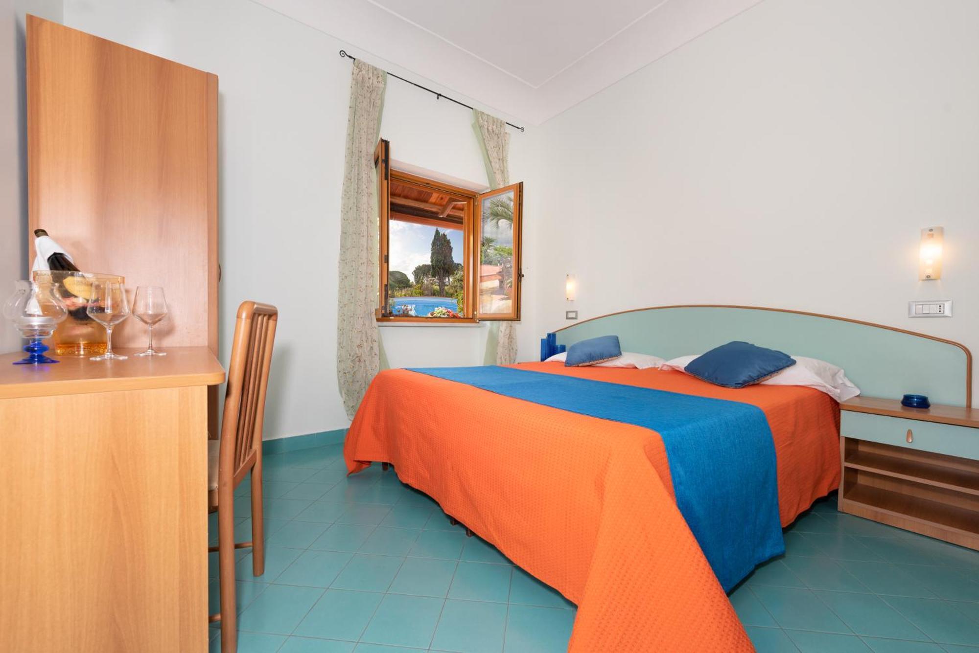 Hotel Villa Sirena Sant'Angelo  Zewnętrze zdjęcie