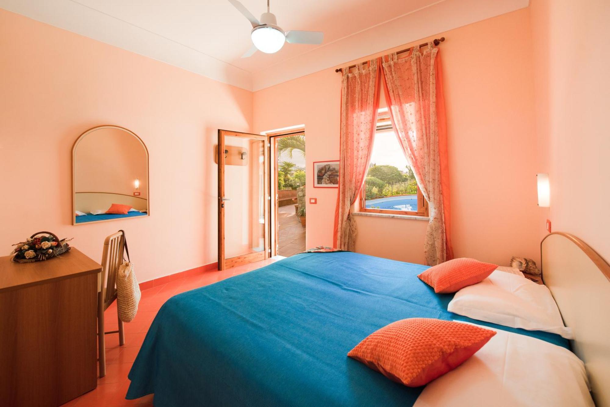 Hotel Villa Sirena Sant'Angelo  Zewnętrze zdjęcie